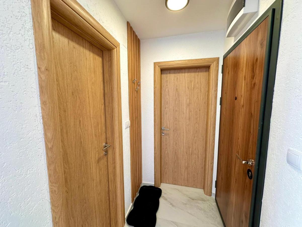 Ris Apartment