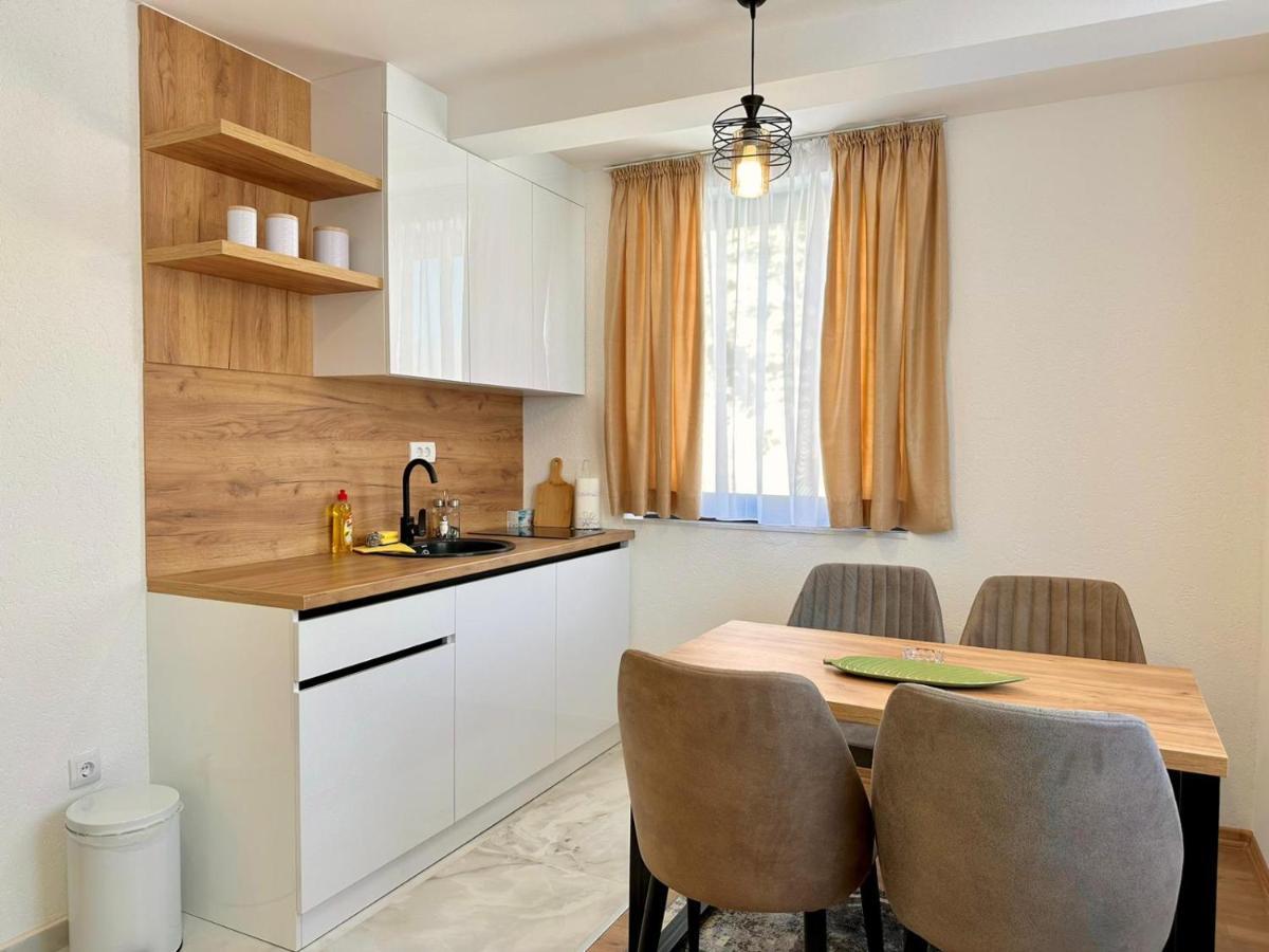 Ris Apartment