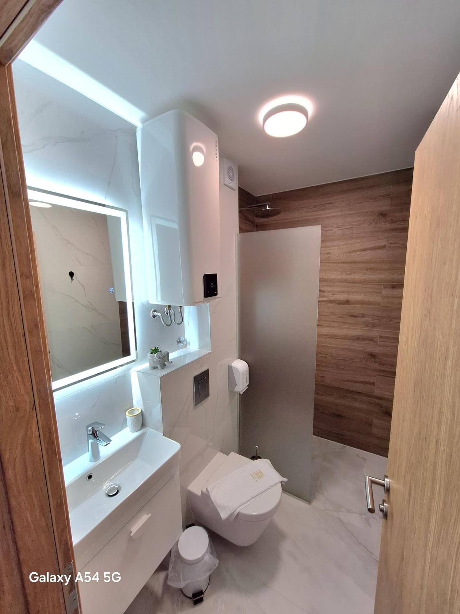 Apartment Ris *